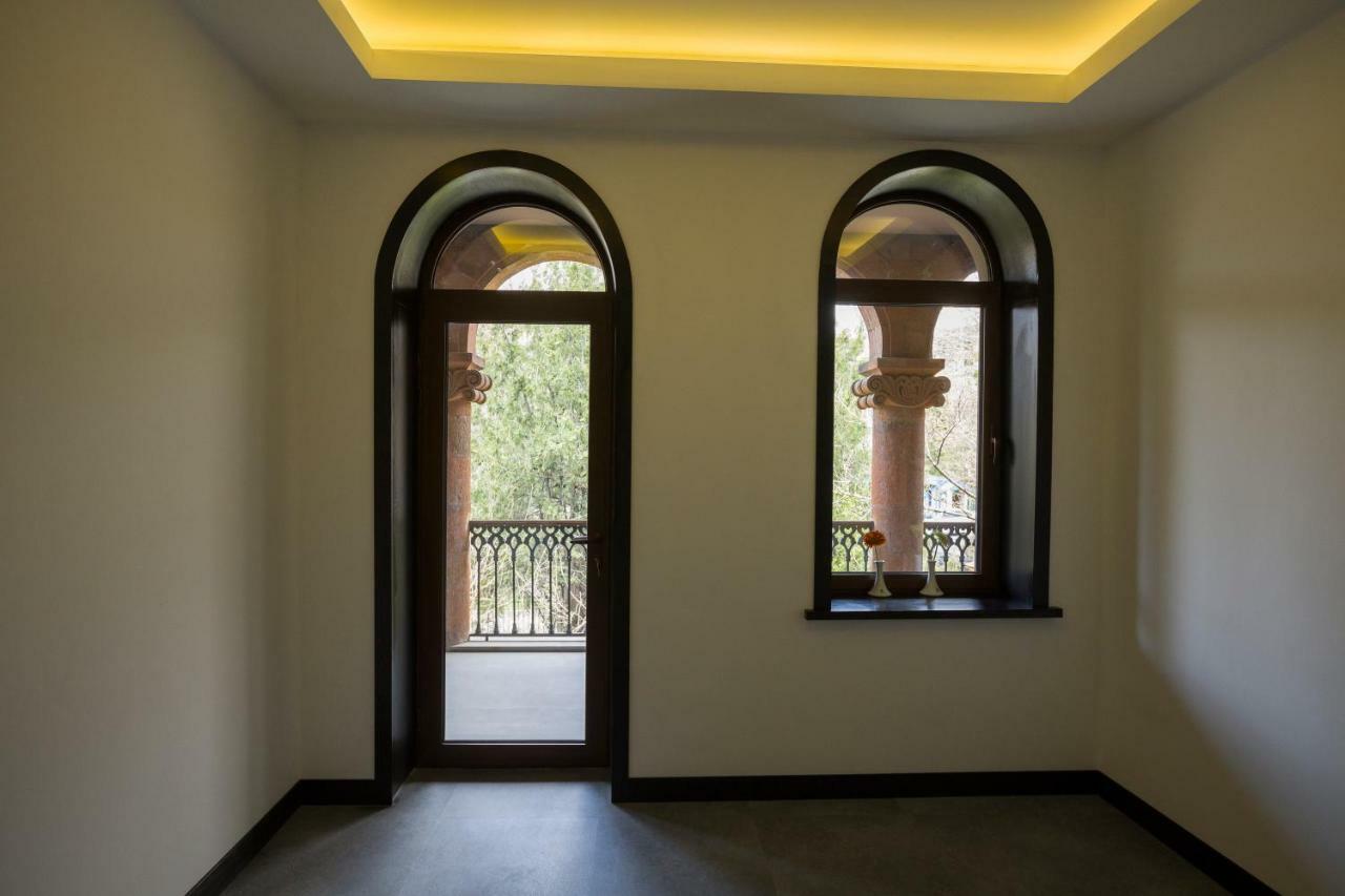 Annabella Boutique Hotel 예레반 외부 사진