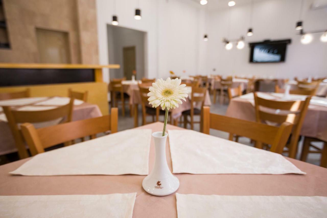 Annabella Boutique Hotel 예레반 외부 사진